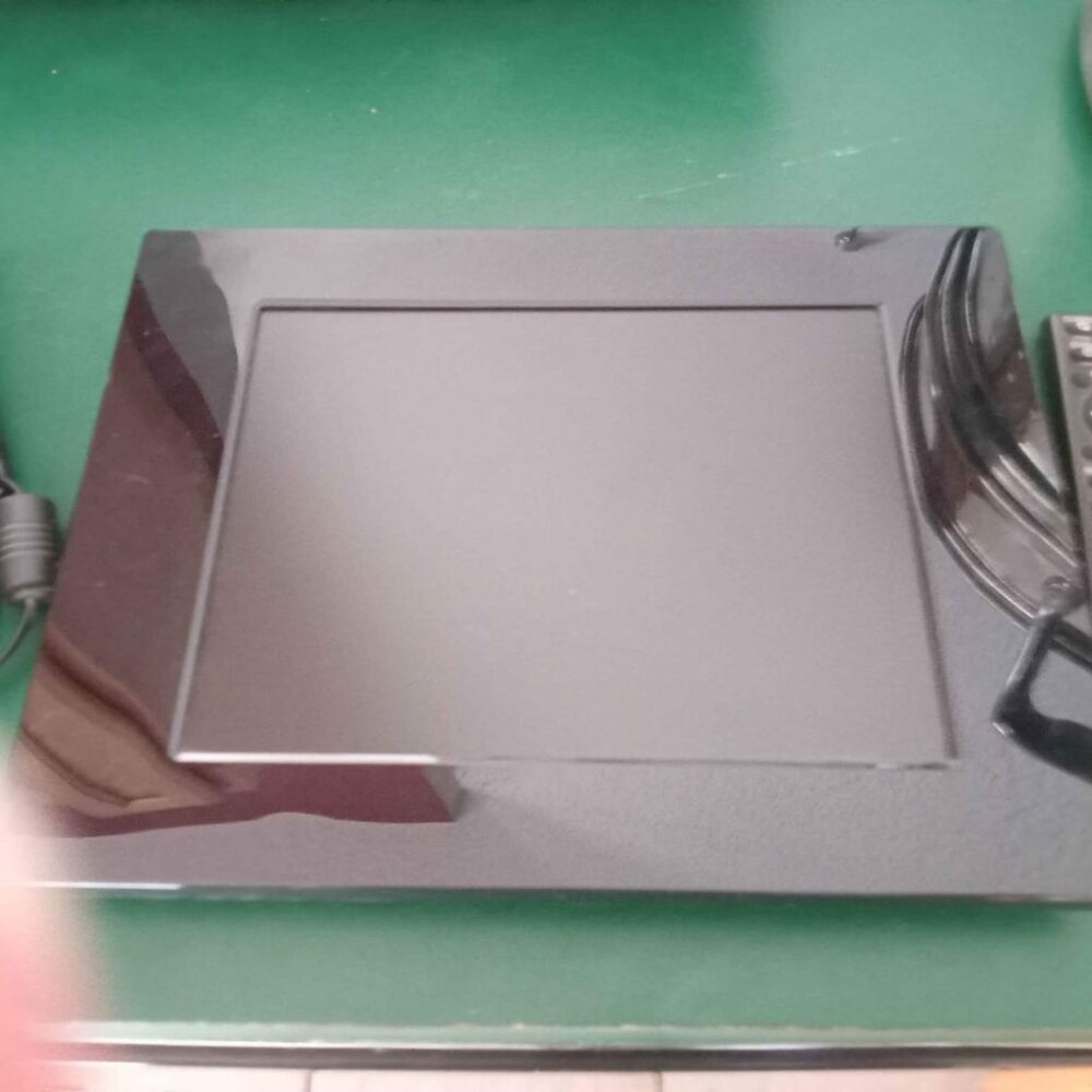 Sony s-frame digital photo frame DPF-D810 8" - Picture 2 of 4
